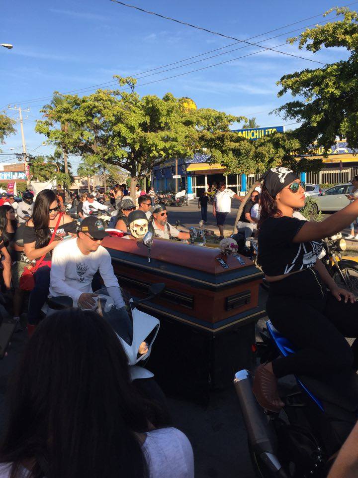 12957234_10154054311217068_2076564918_n